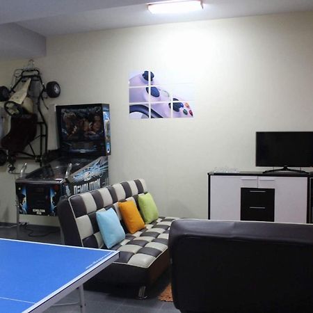 Villa Quinze - Luxurious 3 Bedroom Villa With Private Pool And Games Room & Amazing Views Понта-Делгада Экстерьер фото